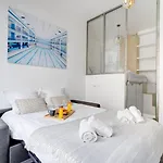 Apartment Bluestay 150 - A