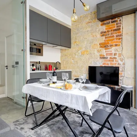 Bluestay 150 - A Paris